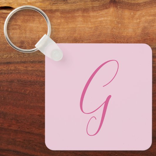 Initial Letter Monogram Light Pink Plain Chic キーホルダー (正面)