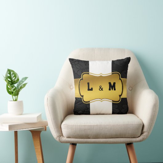 Initials クッション (椅子)
