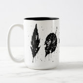 Ink‑Pressed Dead Leaves Tote Bag ツートーンマグカップ (左)