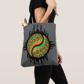 Inky Octopus Tentacle Yin Yang Symbol トートバッグ (クローズアップ)