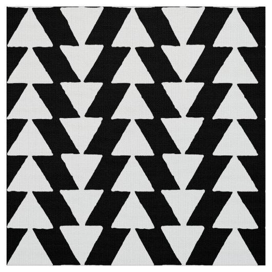 Inky Triangles – 黒に白 ファブリック (見本)