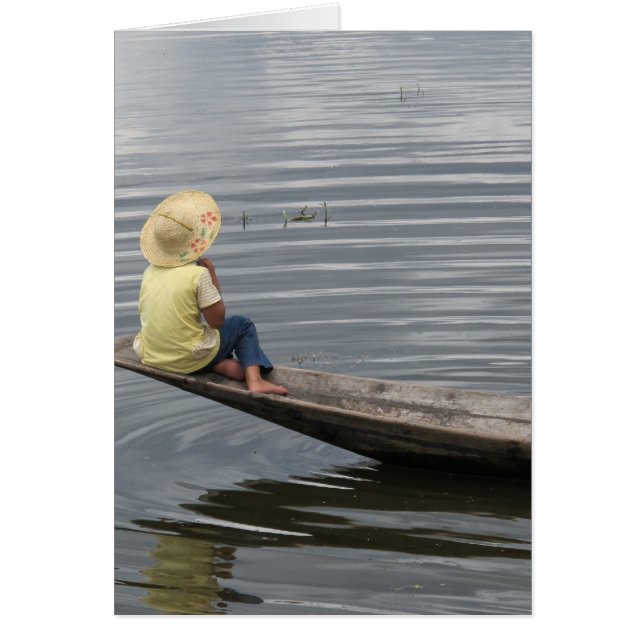 Inle湖のボートの女の子 (正面)