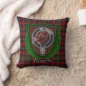 Innes Scottish Clan Tartan & Crest クッション (ブランケット)