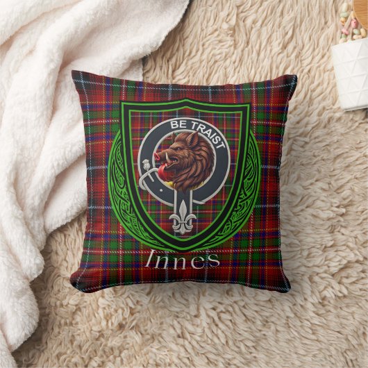 Innes Scottish Clan Tartan & Crest クッション (ブランケット)