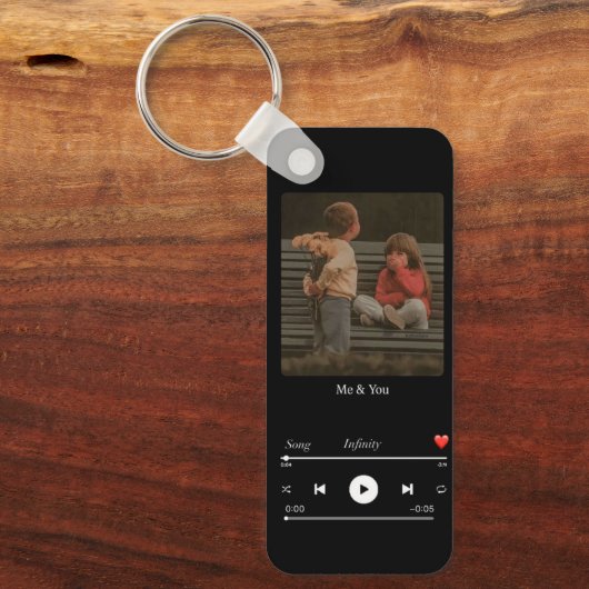 INNOCENT LOVE  キーホルダー (正面)