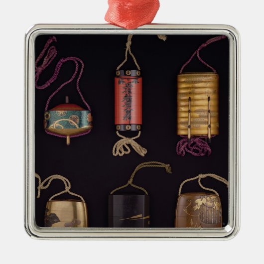 Inroの例 メタルオーナメント (正面)