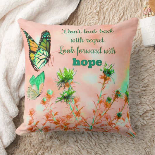 Inspirational Quotes on Hope Throw Pillow クッション (ブランケット)