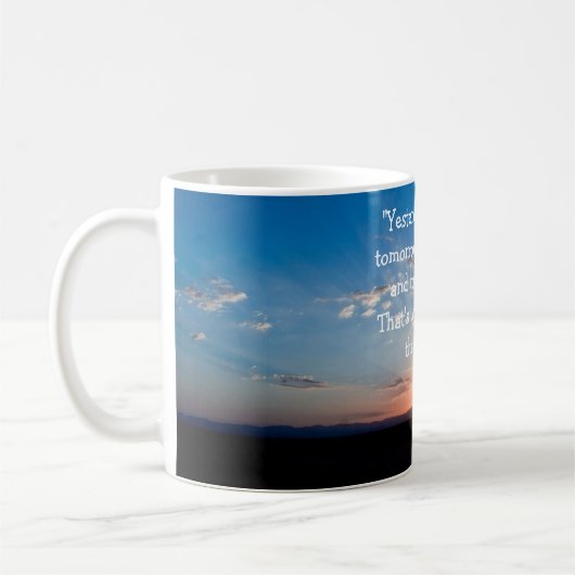Inspriationalの引用文は今日ギフトの日の出です コーヒーマグカップ (左)