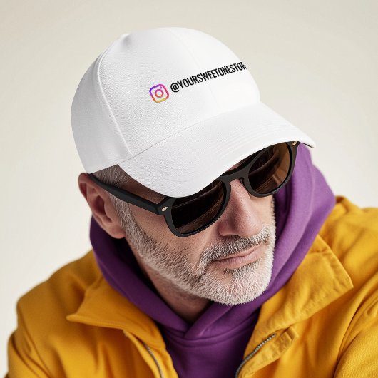 Instagramの名前とソーシャルメディアアイコンプロモ キャップ