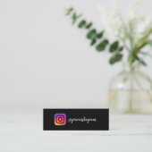 Instagramロゴソーシャルメディアモダントレンディースクリプト コーリングカード (スタンド正面)