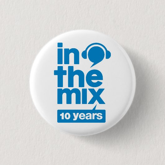 inthemixボタン10年の 缶バッジ (正面)