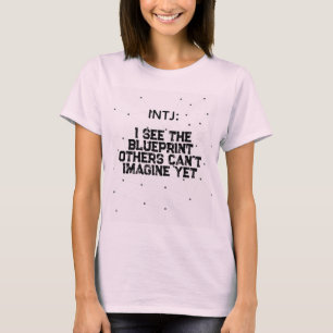 INTJ:青いプリント Tシャツ