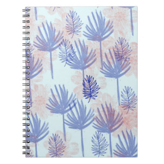 Into the blue. Muster mit Blättern in Blau ノートブック