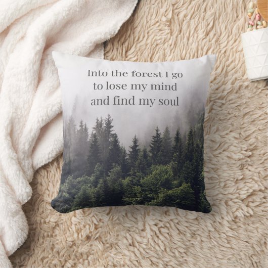 Into the forest I go  クッション (ブランケット)