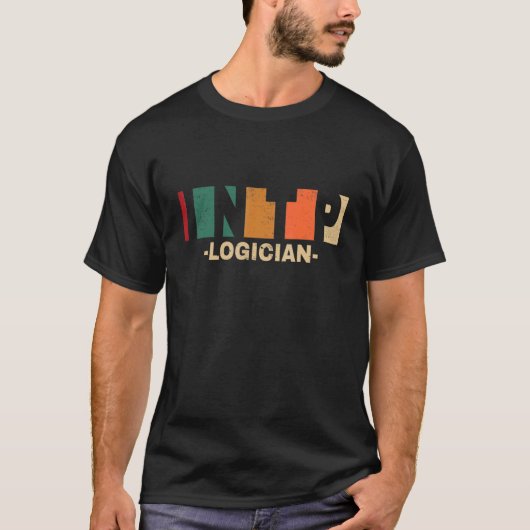 INTPパーソナリティロジシャンINTP Tシャツ (正面)