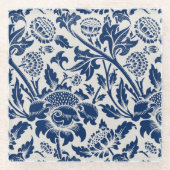 Intricate blue floral pattern on light background ガラスコースター (正面)