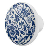 Intricate blue floral pattern on light background セラミックノブ (右)
