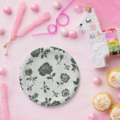 intricate dark floral patterns on a light back ペーパープレート (パーティー)