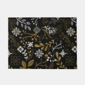 Intricate floral pattern with gold and white  ドアマット (正面)