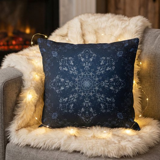 Intricate Navy Blue Mandala Snowflake クッション