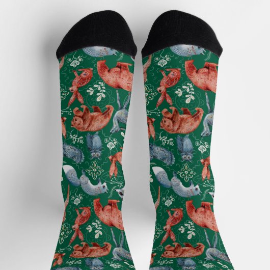  Intricate woodland animals pattern ソックス (上部)