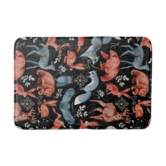 Intricate woodland animals pattern バスマット (正面)