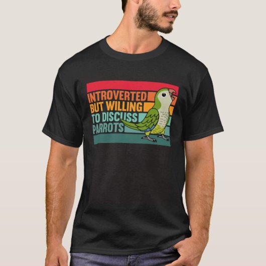 Introverted But Parrots Green Monk Parakeet Quaker Tシャツ (正面)