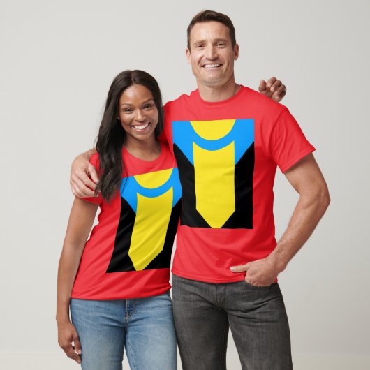 Invincible Suit funny girl Tシャツ (ユニセックス)