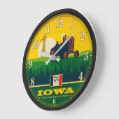 Iowa Wall Clock – Hawkeye State Farm Tractor ラージ壁時計 (傾斜)