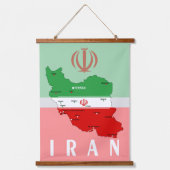 Iran Map with Flag and Emblem 吊り下げ型タペストリー (正面)