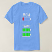 ired win Mom Low Battery Charge  Tシャツ (デザイン正面)