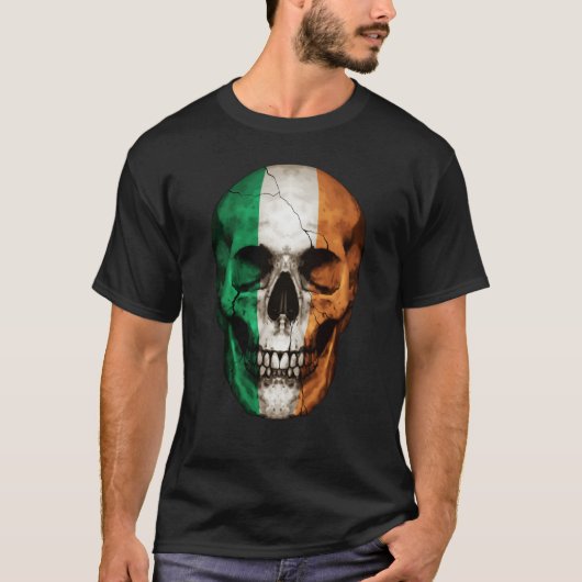 Ireland Flag Skull Irish Roots Proud Patriotic Tシャツ (正面)