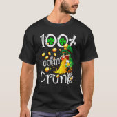 Irish 100 Feckin Drunk Leprechaun Puking Drink Pat Tシャツ (正面)