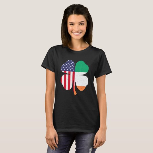 Irish American Clover Flag St. Patrick's Day Tシャツ (正面フル)