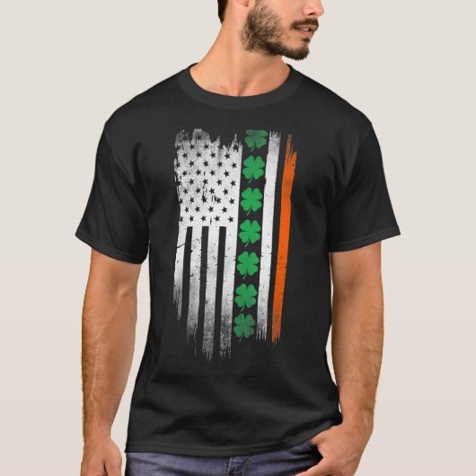 Irish American flag Shamrock Stripes Cool Ireland  Tシャツ (正面)