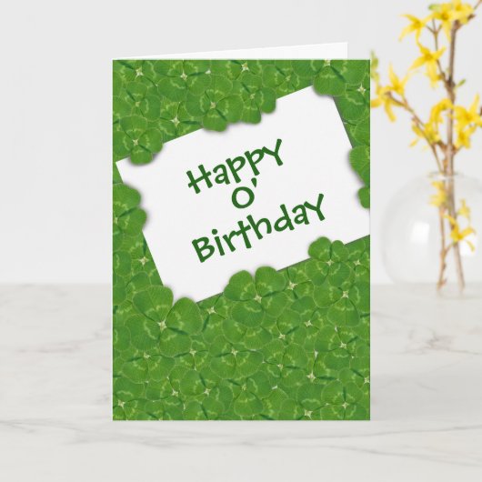 Irish Birthday Message in Shamrocks カード (黄色い花)