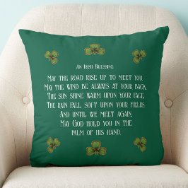 Irish Blessing and Shamrocks Green Typography クッション