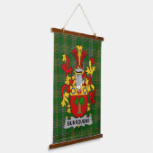 Irish Burroughs Coat of Arms Family Crest 吊り下げ型タペストリー (傾斜あり)