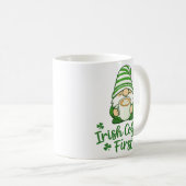 Irish Coffee First Cute Gnome St. Patrick's Day コーヒーマグカップ (正面右)
