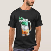 Irish Flag Coloured Glass Of Beer On St Patricks D Tシャツ (正面)