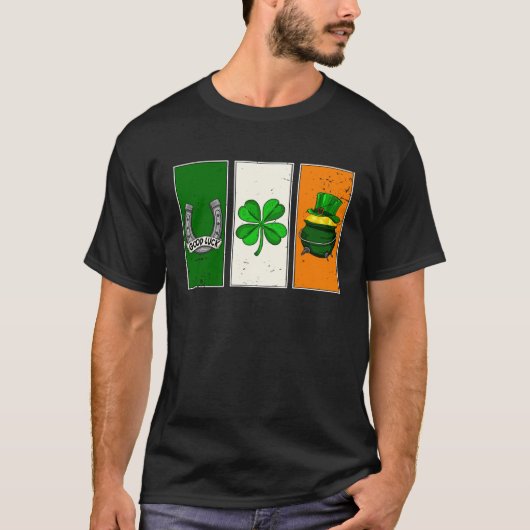 Irish Flag Green White Orange Horseshoe Leprechaun Tシャツ (正面)