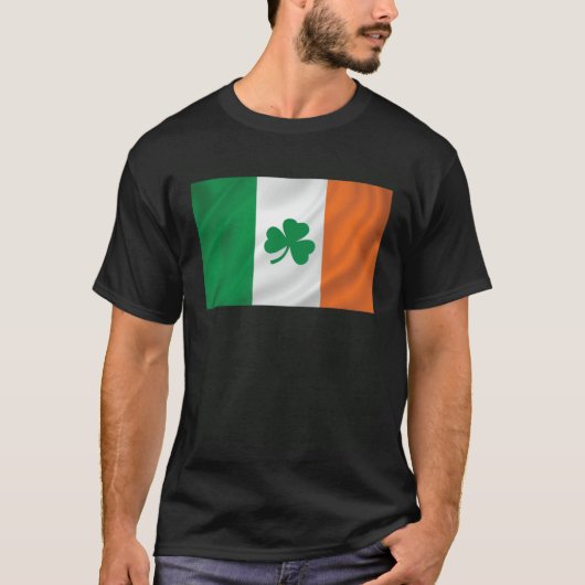 Irish Flag Irish Pride Shamrock Tシャツ (正面)
