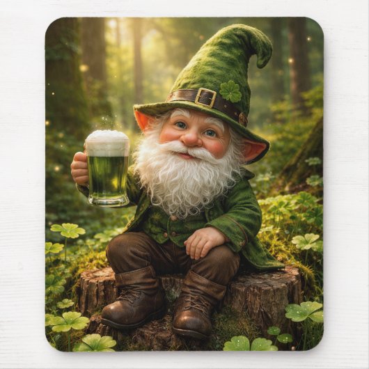 Irish Gnome With Green Beer マウスパッド (正面)