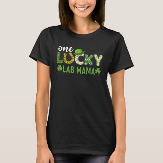 Irish Group Matching One Lucky Lab Mama St Patrick Tシャツ (正面)