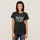 Irish Home Flag Just A Girl Who Loves Ireland Tシャツ (正面フル)