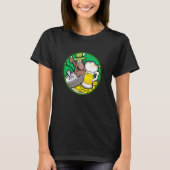 Irish lucky shamrock with beer mug St Patricks Day Tシャツ (正面)