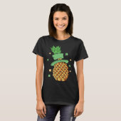 Irish Pineapple St Patrick s Day Ireland Tシャツ (正面フル)
