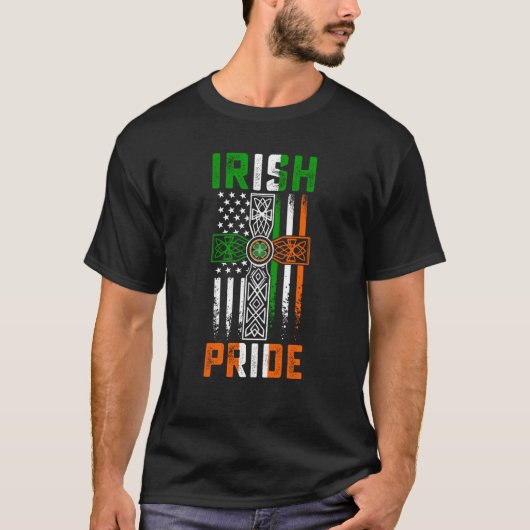 Irish Pride American Flag Celtic Cross St Patricks Tシャツ (正面)