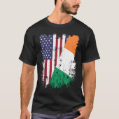 Irish Roots Half American Flag Ireland Flag Tシャツ (正面)
