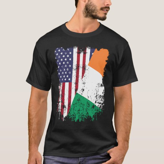 Irish Roots Half American Flag Ireland Flag Tシャツ (正面)